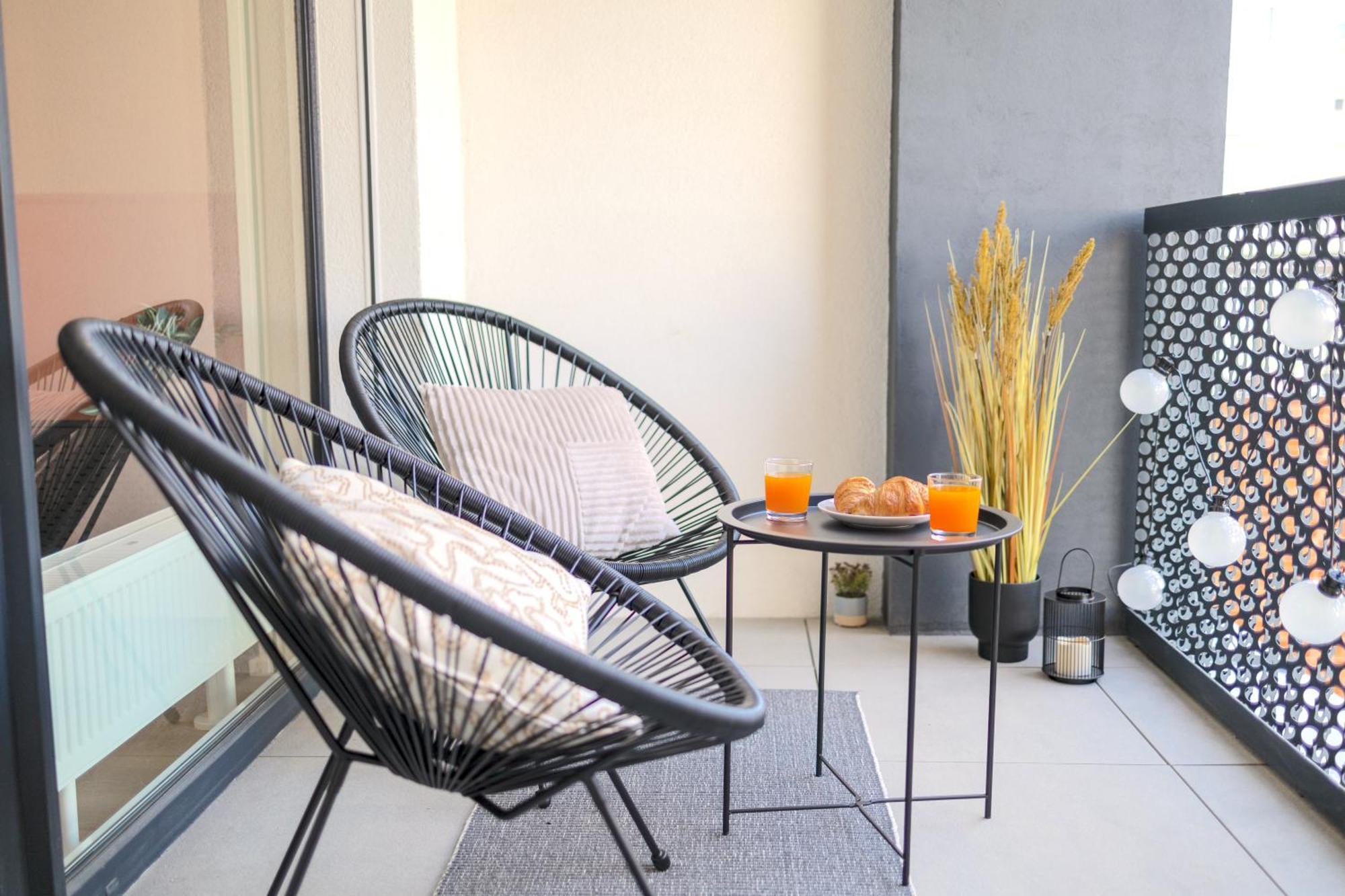 Design Apartment - Balcony, Free Parking, Yoga, 10 Mins To Center, By Gravity Praha Exteriér fotografie