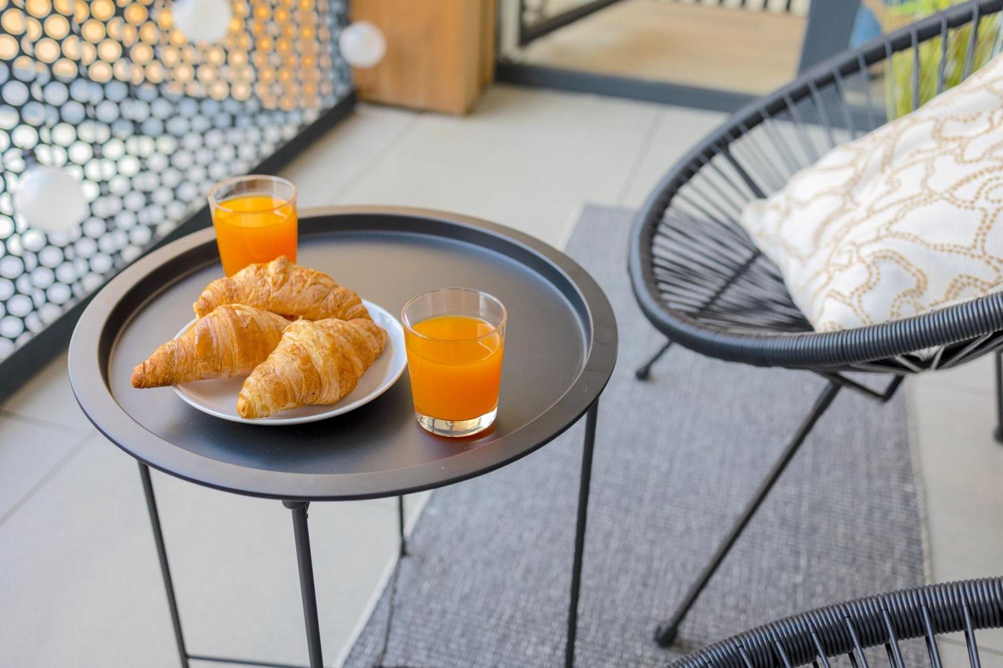 Design Apartment - Balcony, Free Parking, Yoga, 10 Mins To Center, By Gravity Praha Exteriér fotografie